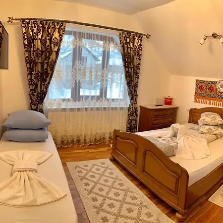 Casa Din Vale Guest house *