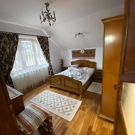 Casa Din Vale Guest house *